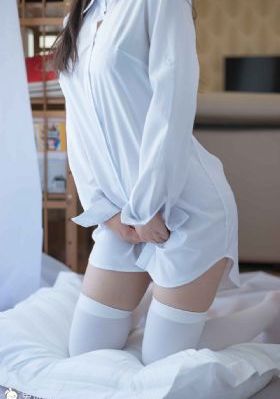 侯府荡女h女奶水