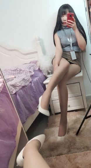 年轻的小姨子hd