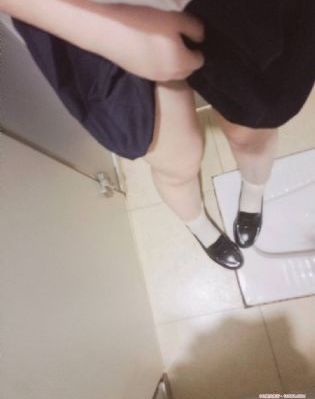 敢尸艳谭